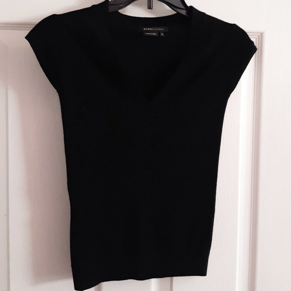 Dainty Knit V-Neck w/ Short Sleeves - Picture 1 of 2